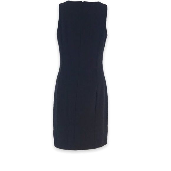 Vince Camuto v-neck sleeveless dress - Picture 3 of 8
